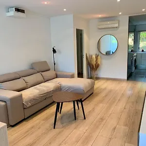 Apartment En Avec Piscine, Cinema, Nizza